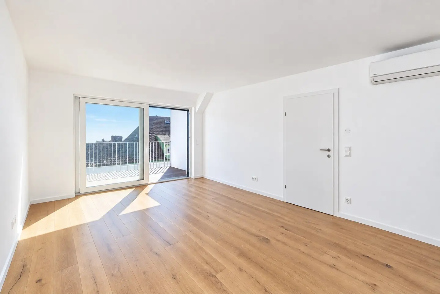 Dachgeschosswohnung mit Terrasse und Lift
