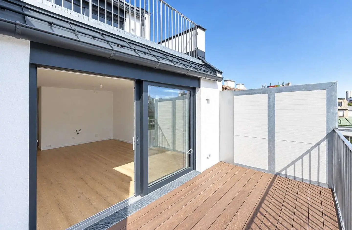 Dachgeschosswohnung mit Terrasse und Lift