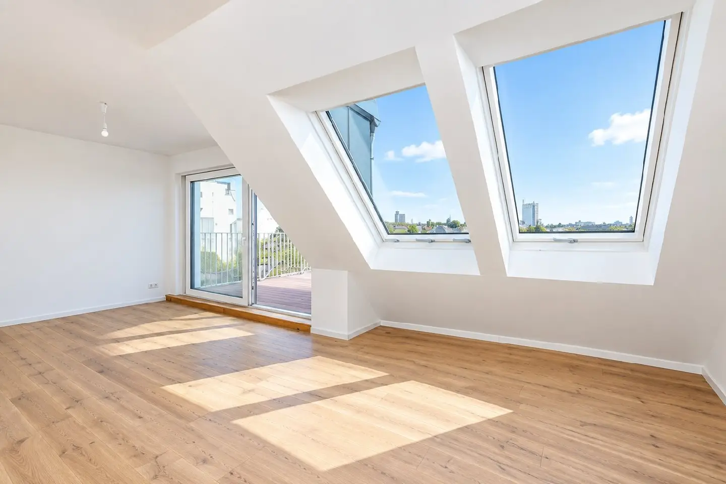 Dachgeschosswohnung mit großzügiger Terrasse