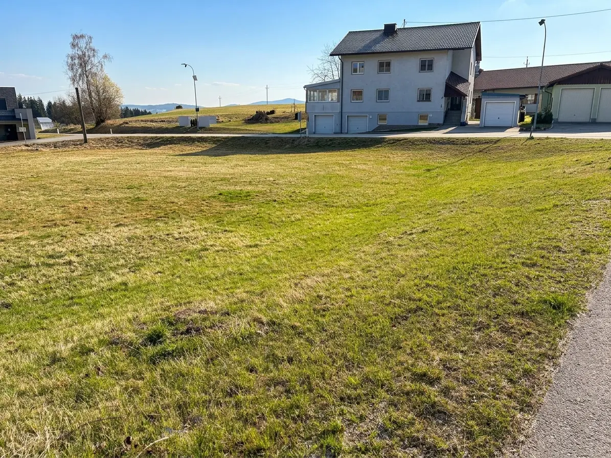 Sonniges Baugrundstück Böhmerwald