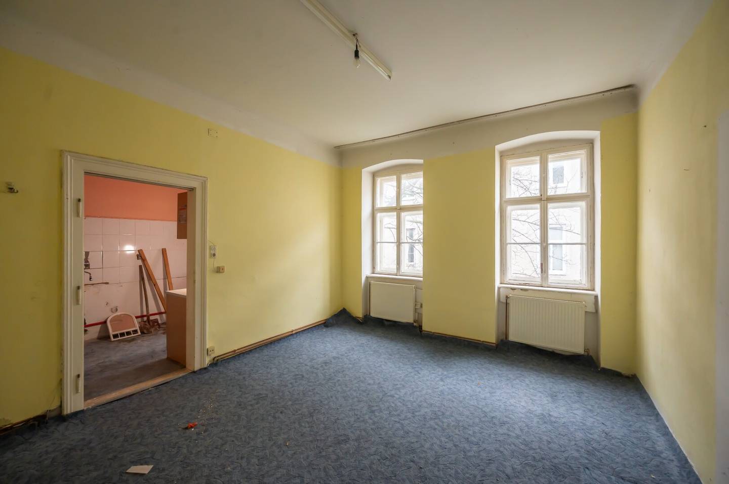 ++H7++  2-Zimmer Altbau (sanierungsbedürftig) – Ihre Chance mit großem Potenzial!