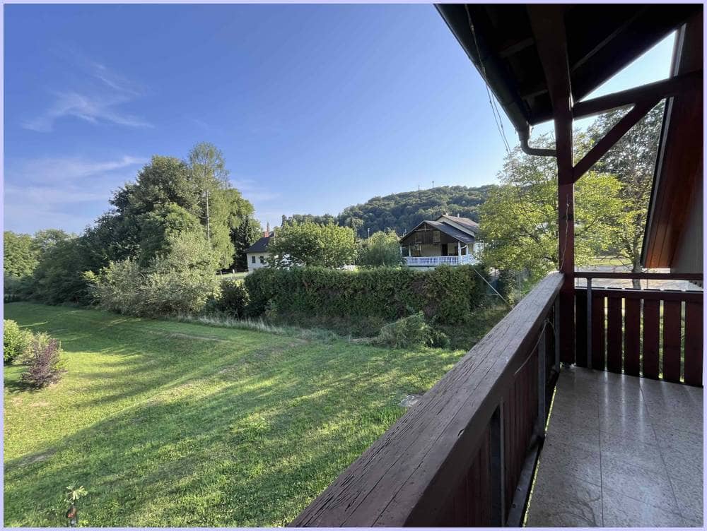 Wohnung in zentraler grüner Lage mit Balkon