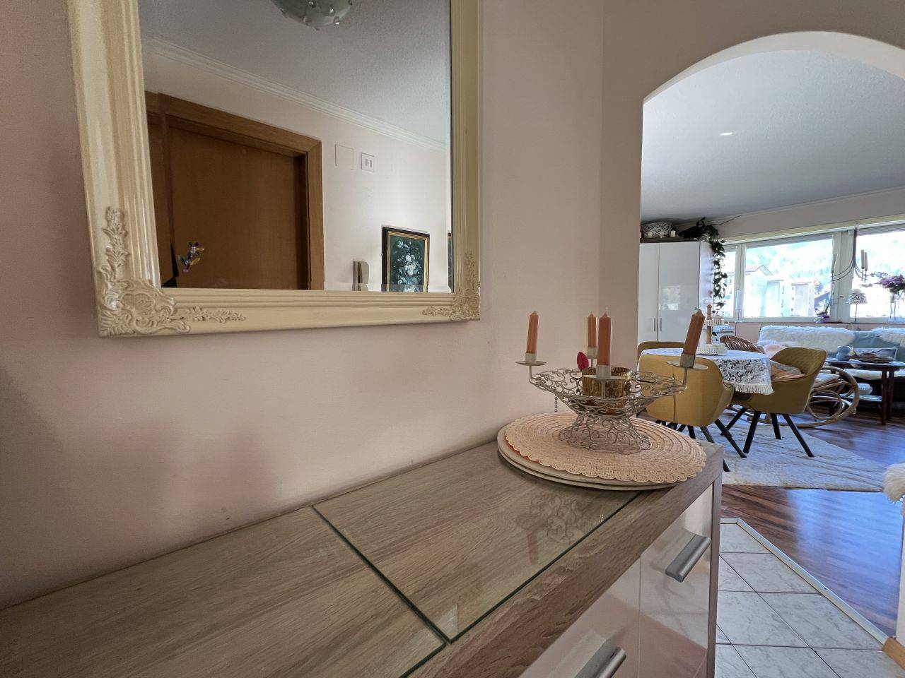 Wohnung zentrale sonnige Lage Balkon Stellplatz