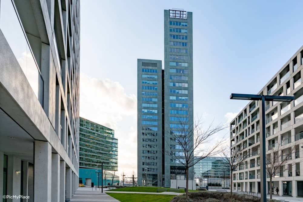 Office in Ares Tower, Vienna