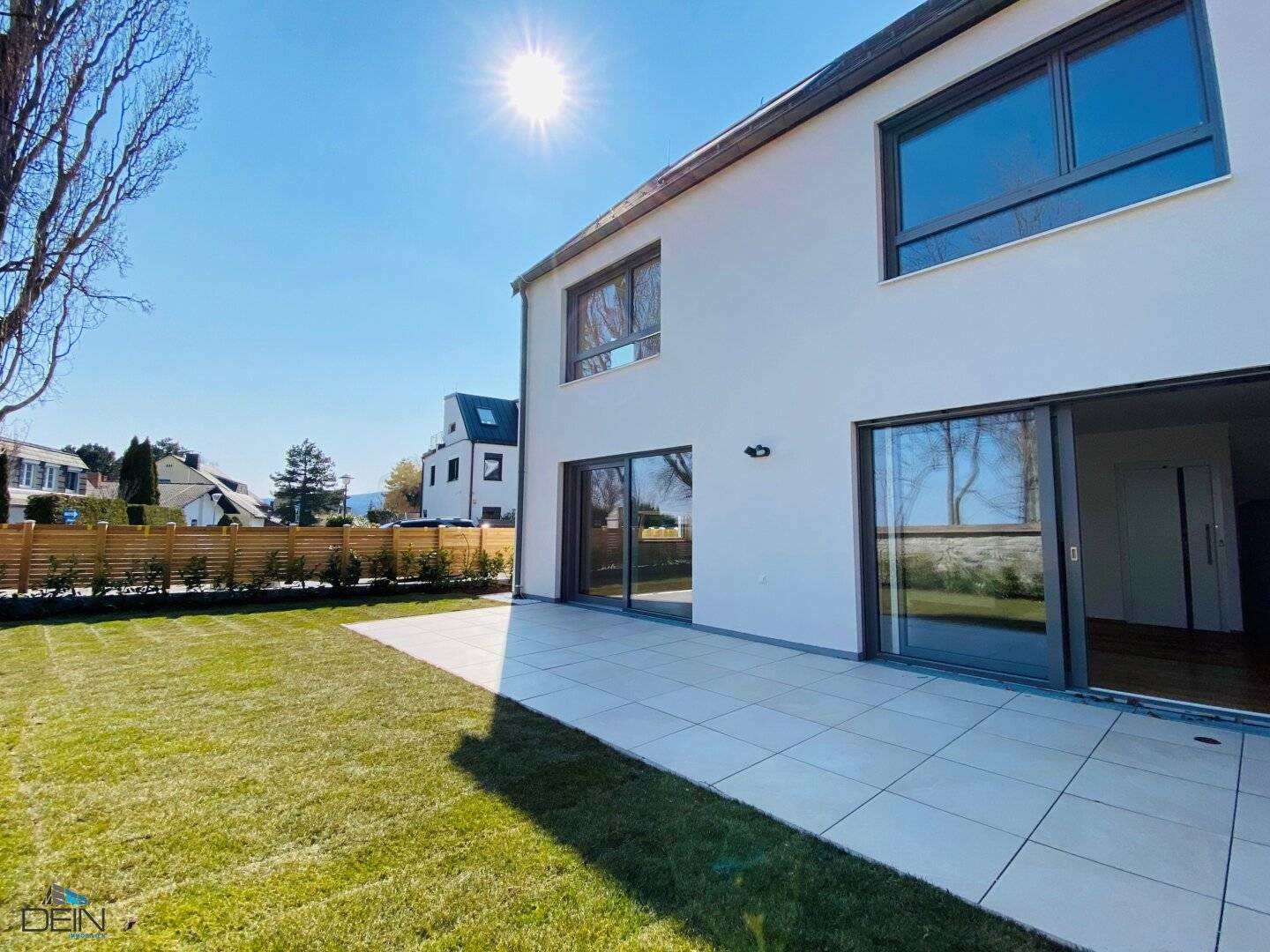 NEW! EXCLUSIVE 5 ROOM SEMI-DETACHED HOUSE WITH BASEMENT AND PRIVATE GARDEN IN GIESSHÜBL