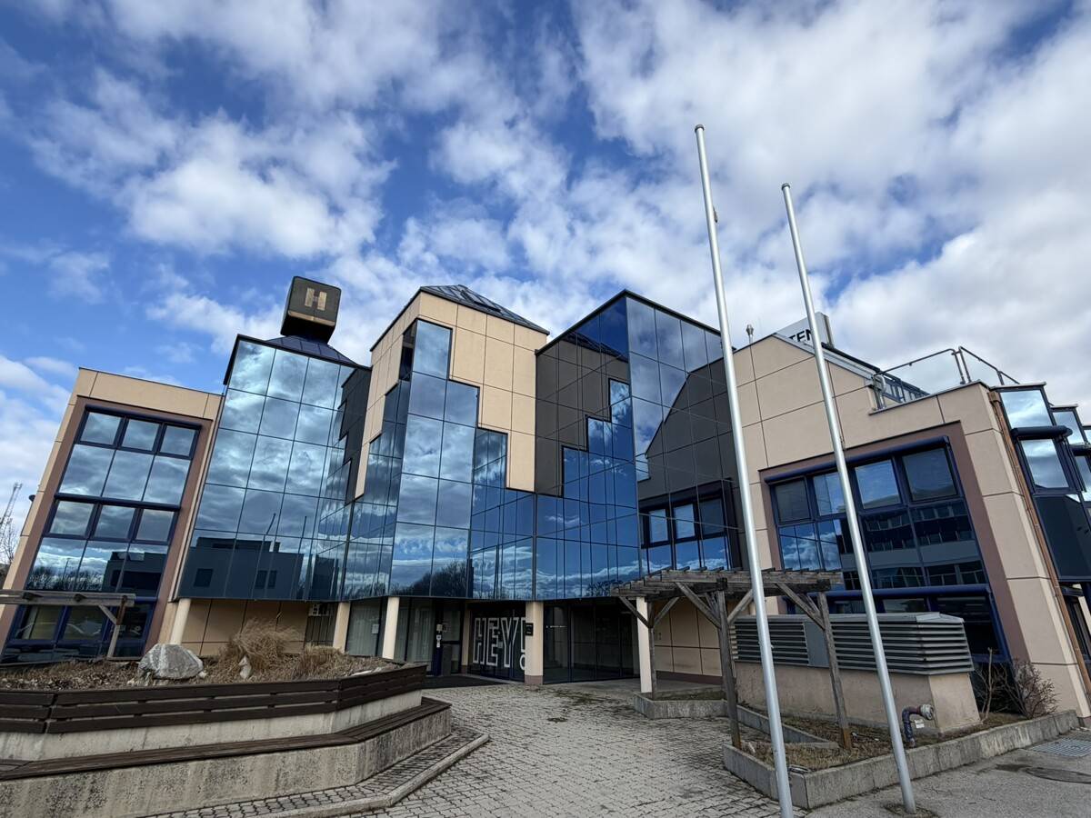 Office Building Mödling 8523 m²
