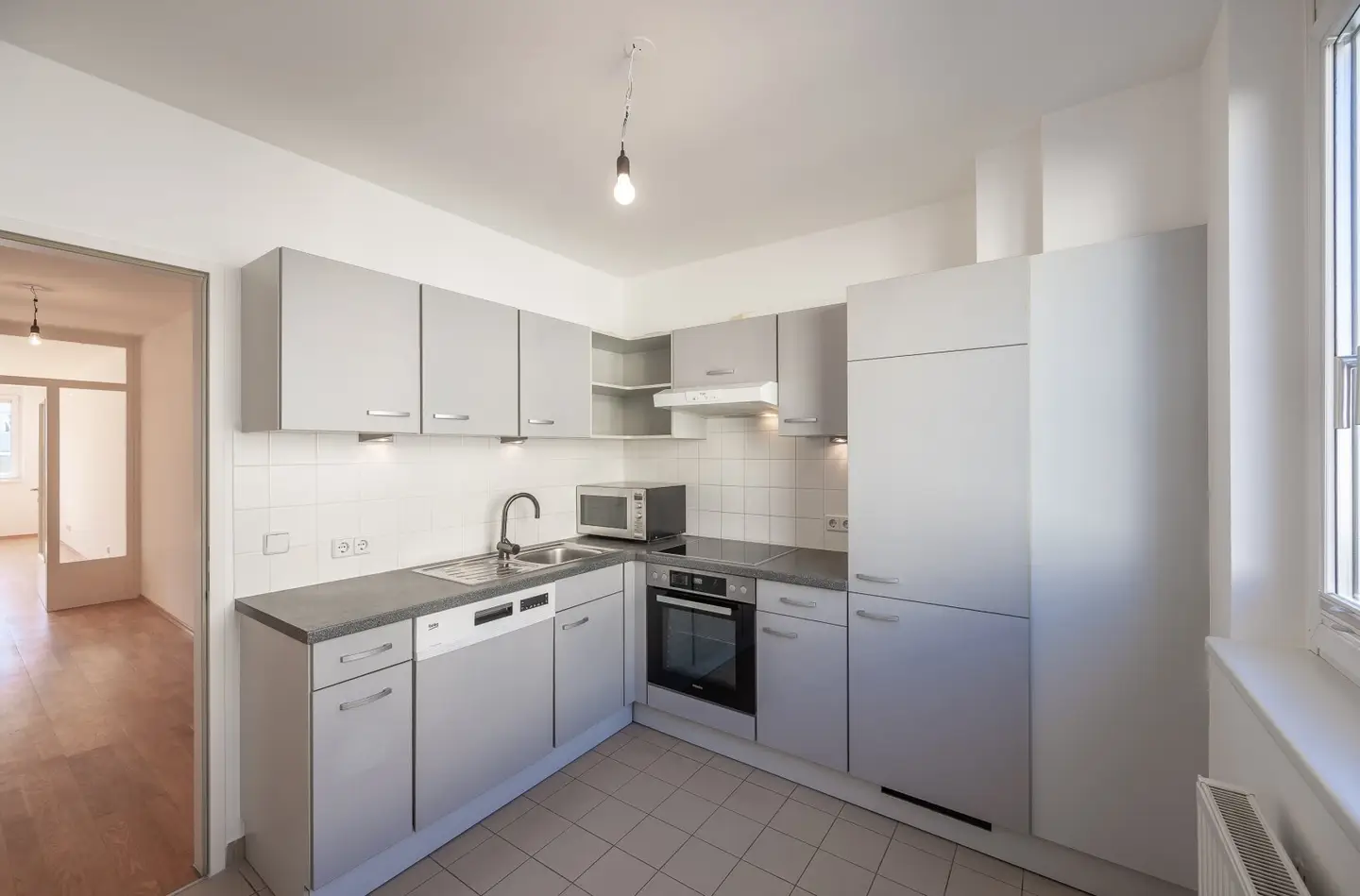 New 4-Rm Apt 97m² Josefstadt