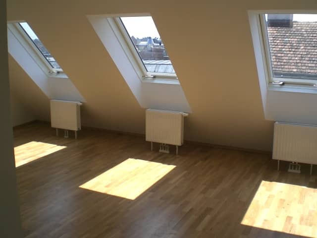 Dachgeschosswohnung mit Terrasse Parknähe