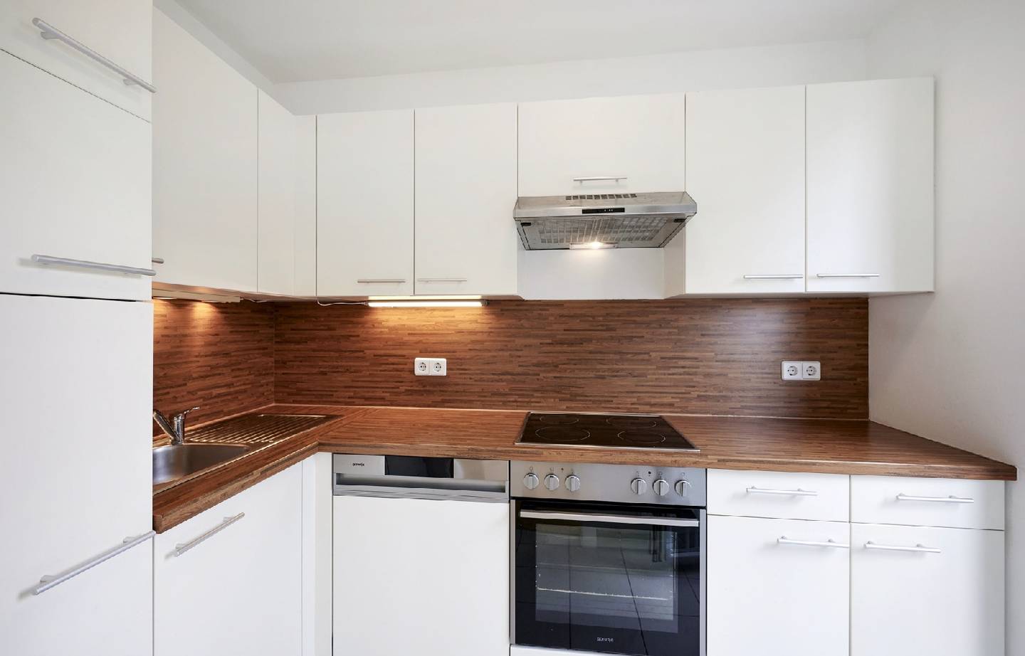 Attic apartment in Gründerzeit building with lift