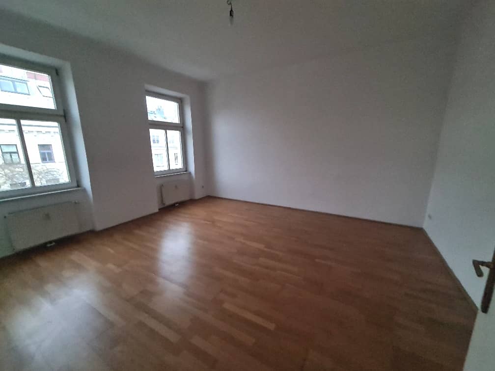 Wohnung Zweizimmer im Gründerzeithaus mit Aufzug