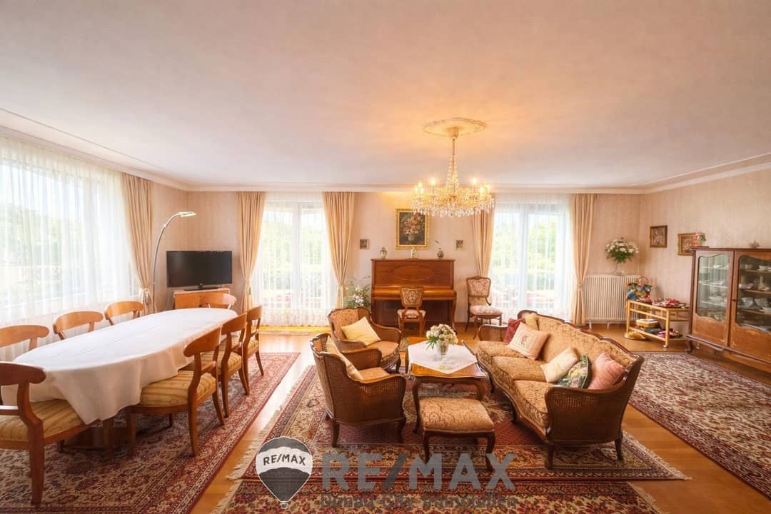 02 Wohnzimmer