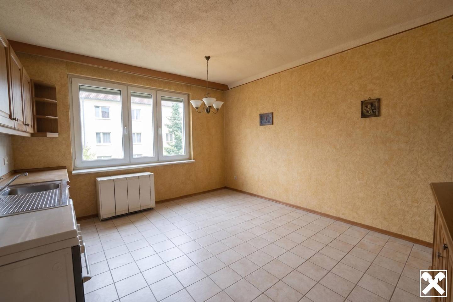 Wohnung in Wiener Neustadt mit Aufzug und großzügigem Wohnbereich