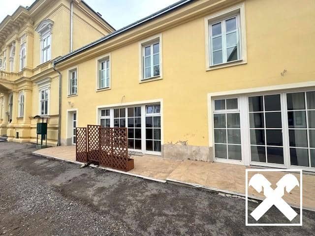 Barrierefreie Erdgeschosswohnung in Stadtvilla mit Terrasse