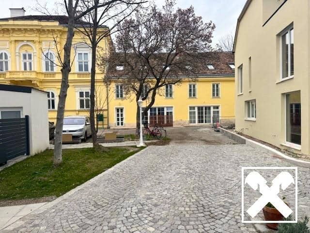 Barrierefreie Erdgeschosswohnung in Stadtvilla mit Terrasse