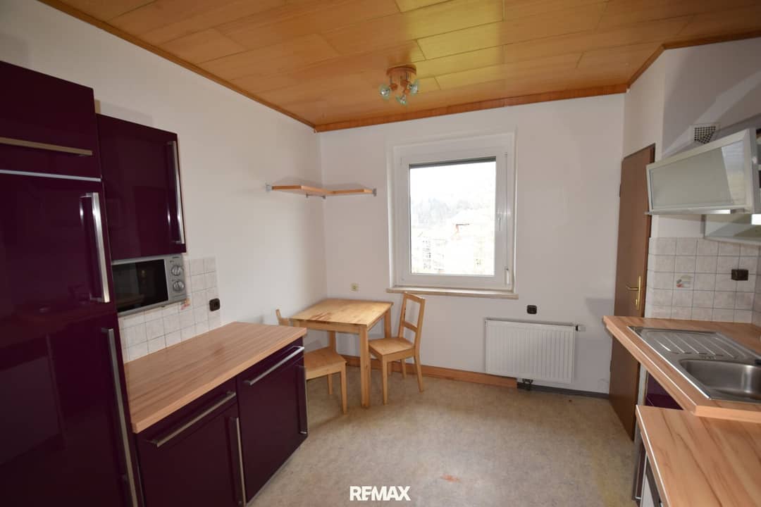 Kompakte Wohnung mit Blick, Garage