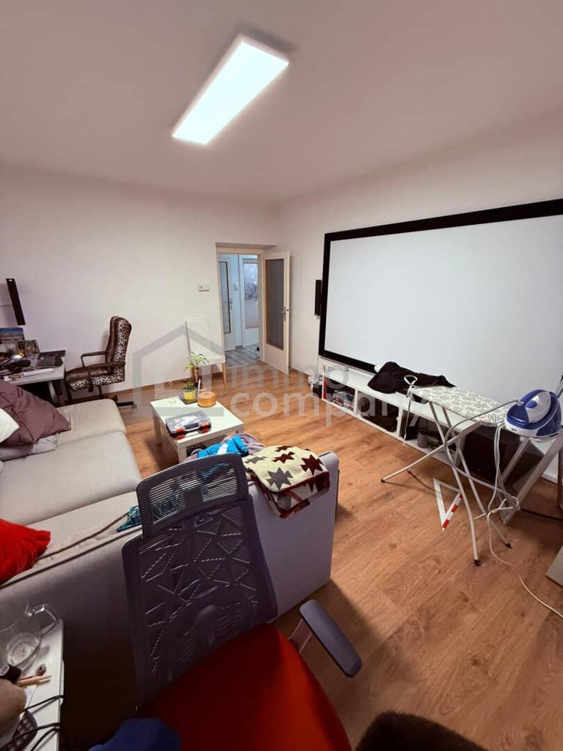 2-Room Flat Linz, 60m², Renovated