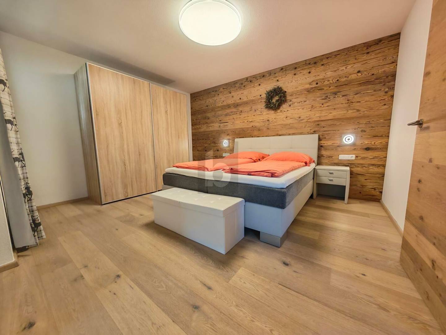 Sonnige Wohnung mit Terrasse und Panoramablick