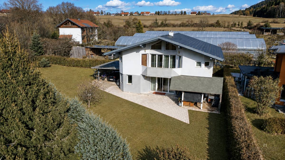 Family Home in St. Donat, 190m²