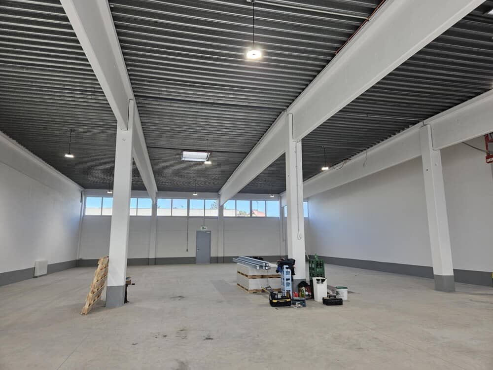 Warehouse 585m² Brunn am Gebirge