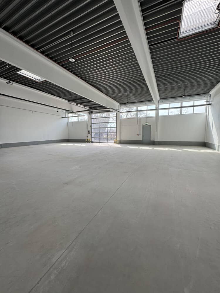 Warehouse 585m² Brunn am Gebirge