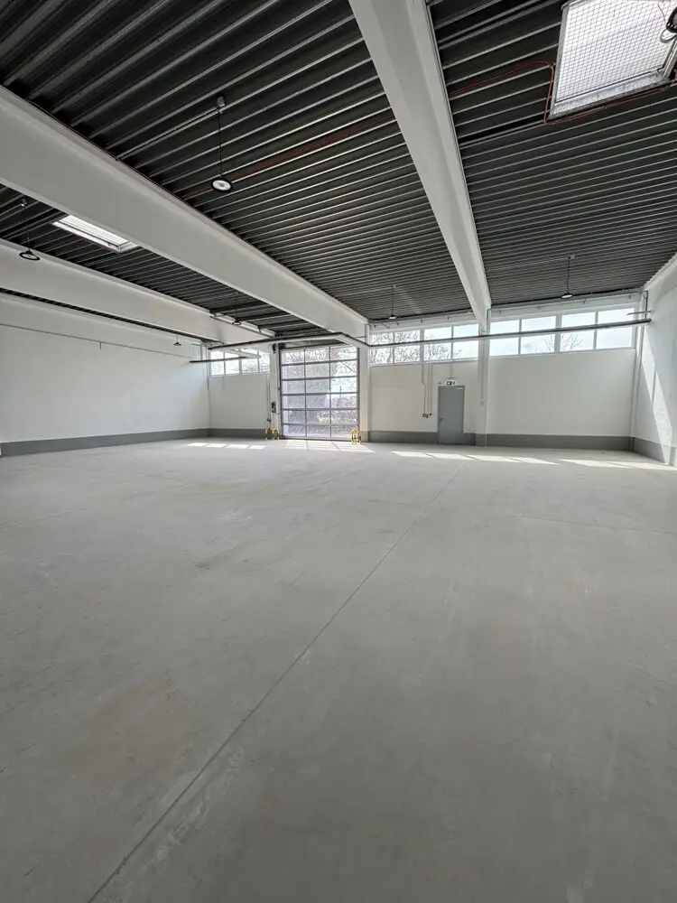 Warehouse 585m² Brunn am Gebirge