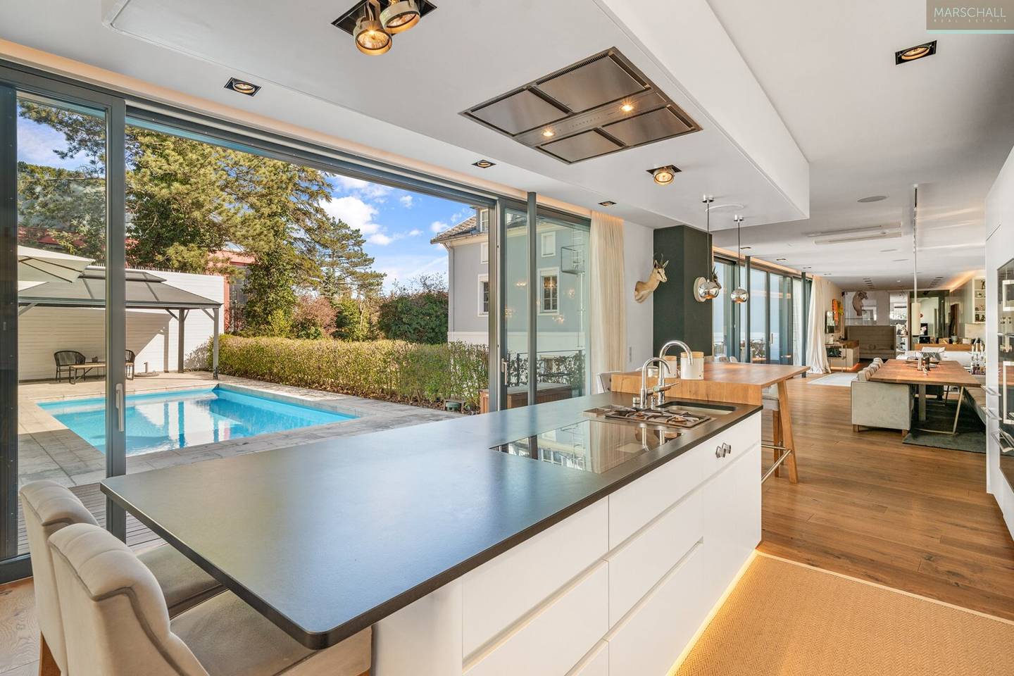 Wohnung Neustift am Walde Garten und Hallenbad