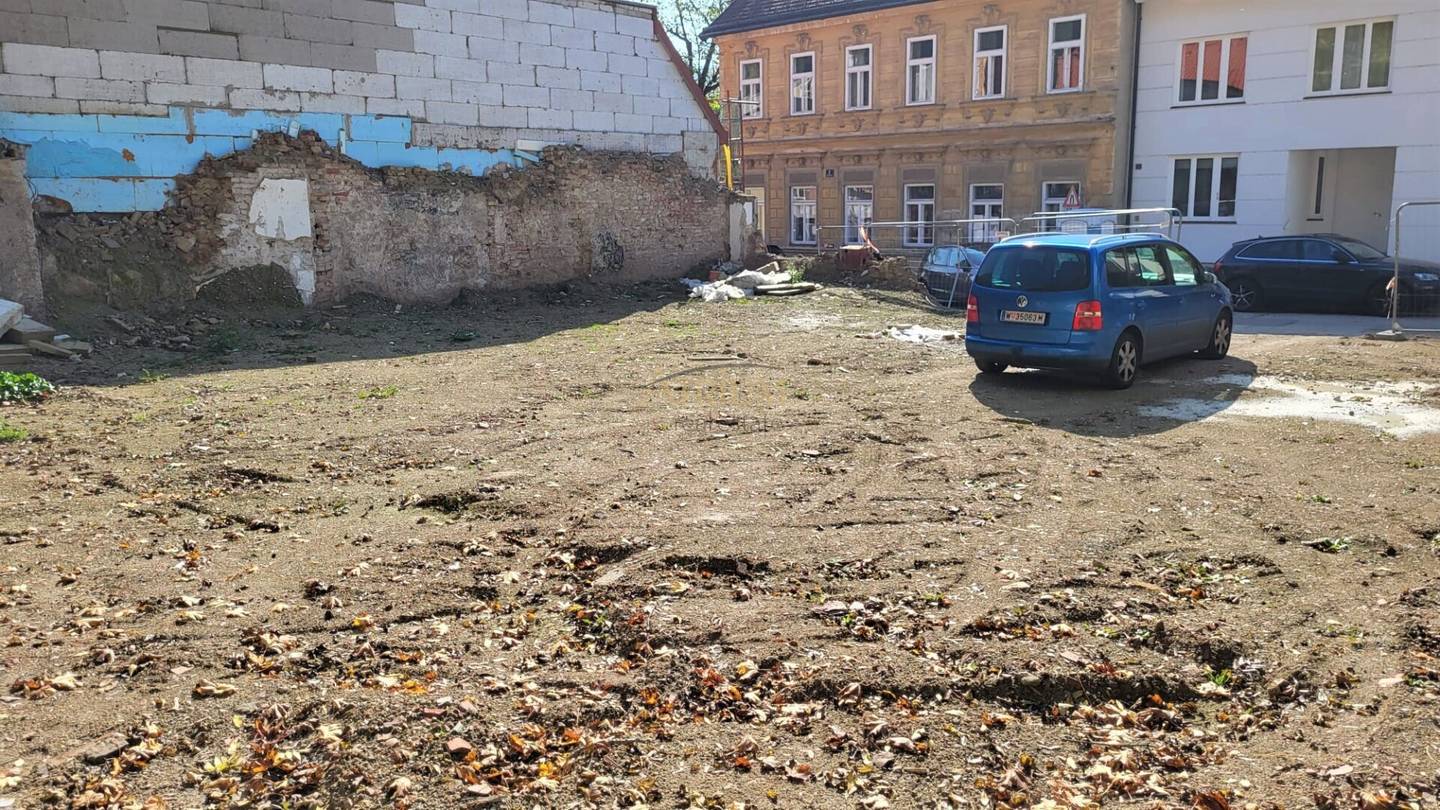 3011m² Plot Kalksburg