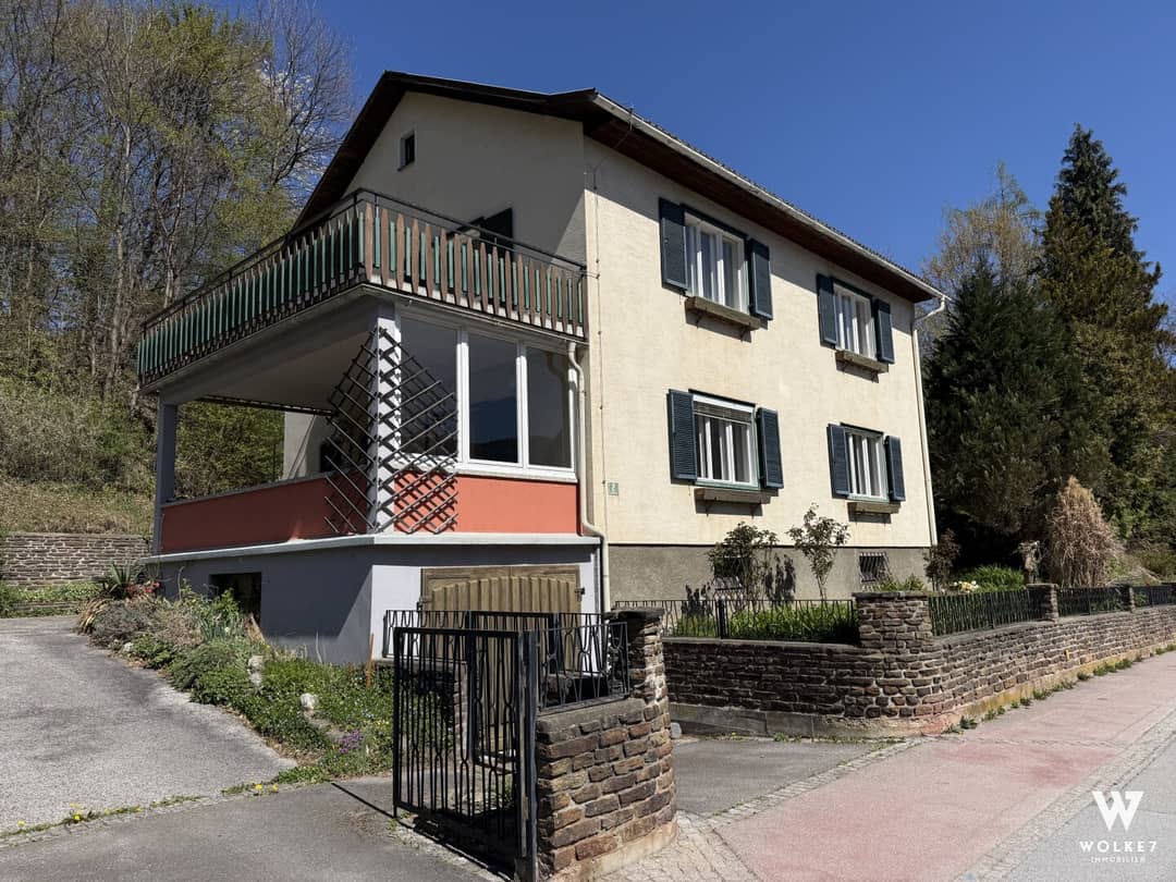 Frohnleiten: Zweifamilienhaus auf 2590m²