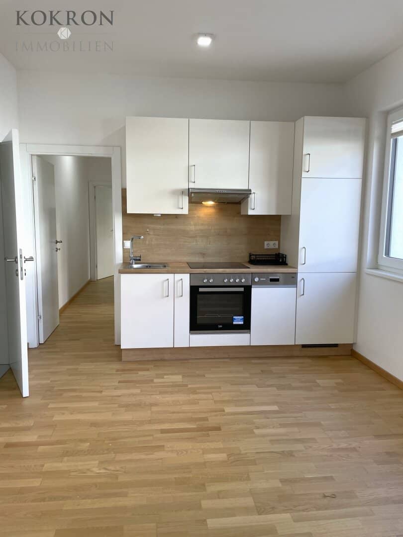 Like-new 3-room apartment with underfloor heating and cooling and living kitchen