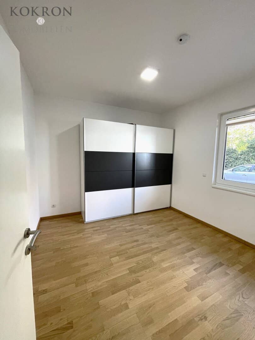 Like-new 3-room apartment with underfloor heating and cooling and living kitchen