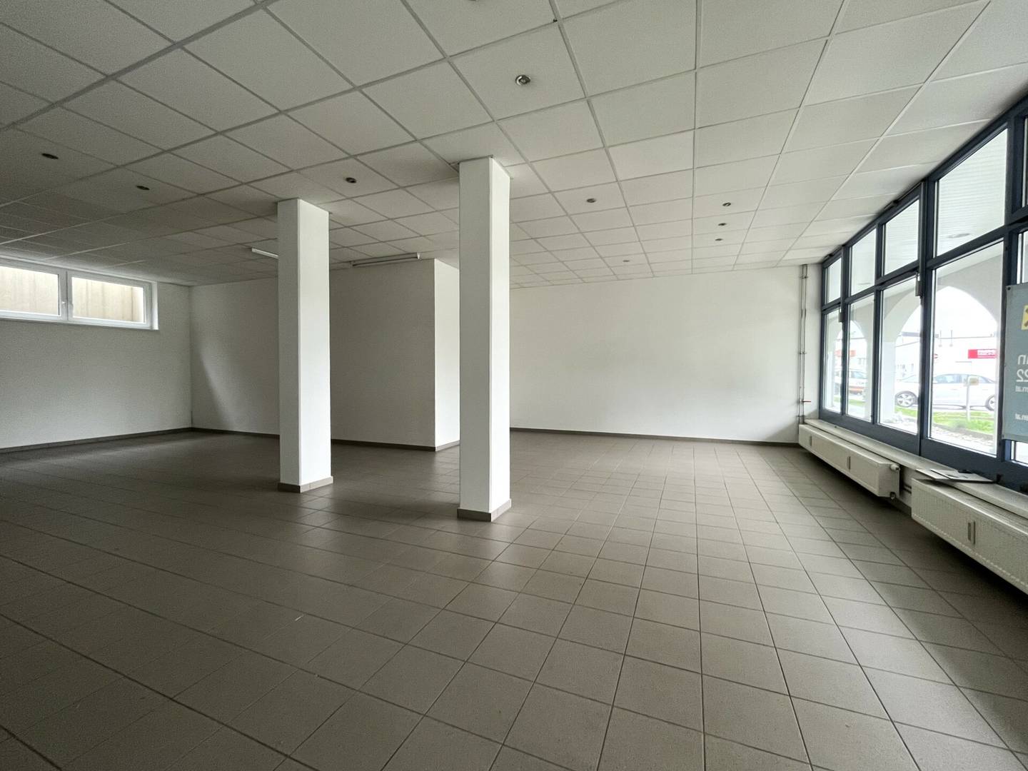 Central Business Space 90m² Rohrbach