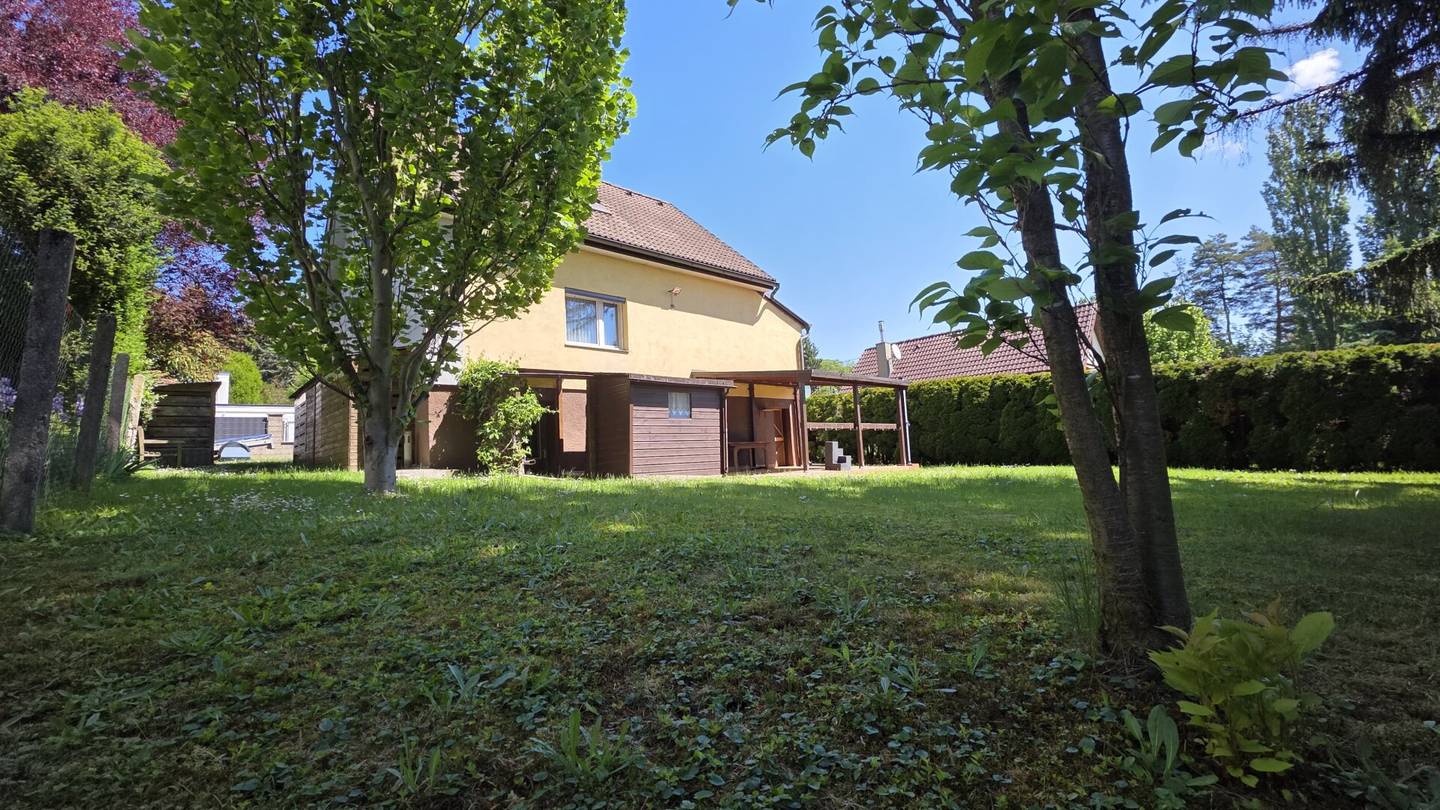 Plot with Existing Building in Quiet Location near Wolfersberg