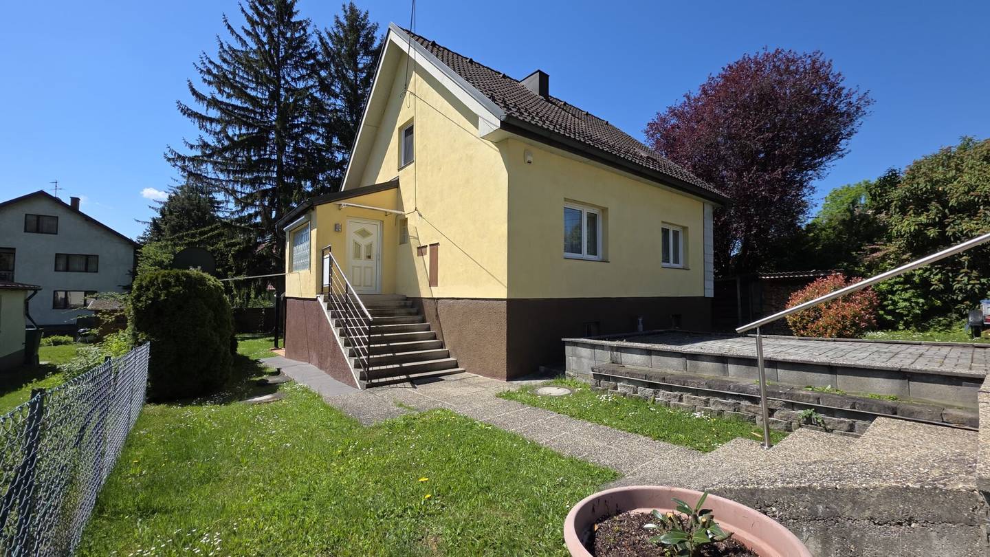 Plot with Existing Building in Quiet Location near Wolfersberg