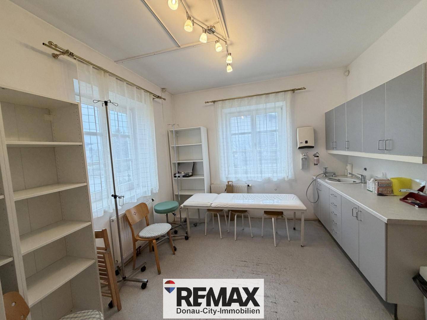 Practice in Hollabrunn, 105 m²