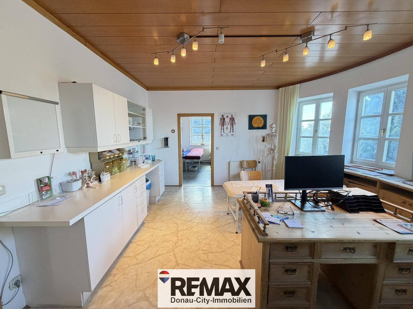 Practice in Hollabrunn, 105 m²