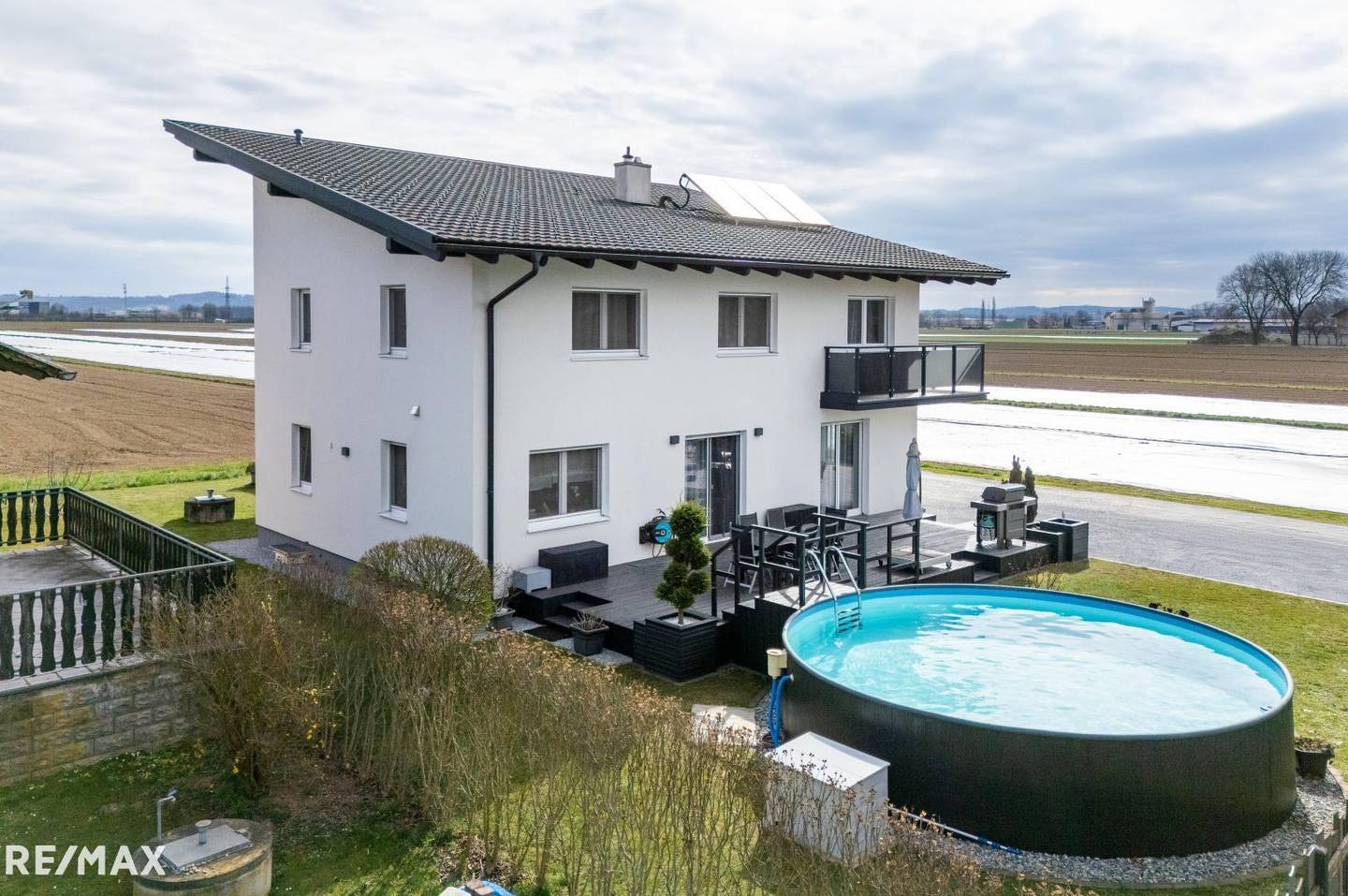Einfamilienhaus mit Pool in Premstätten