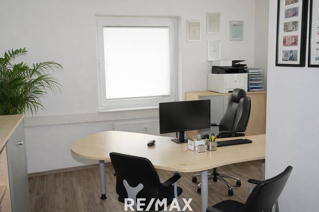 Office Space 140m² Ground Floor Linz