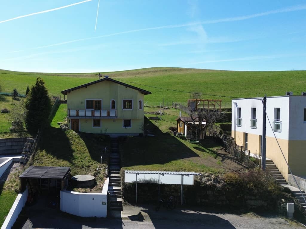 Altenberg: EFH mit Garten & Carport