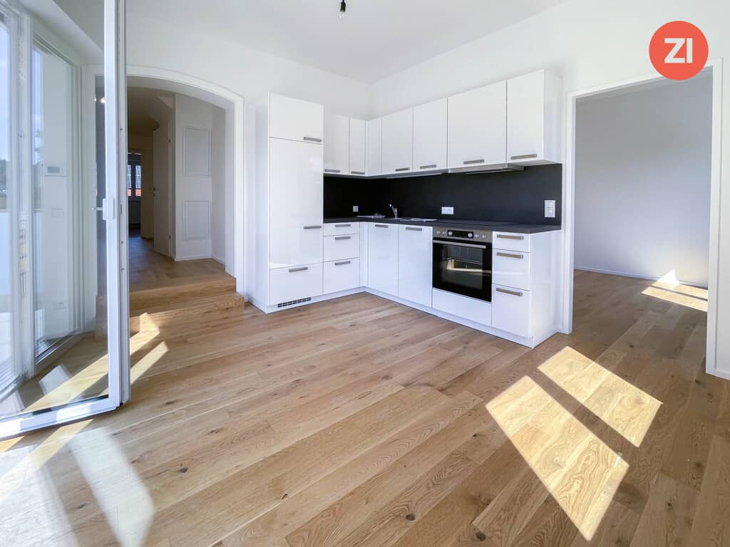 Apartment with balcony and parking space