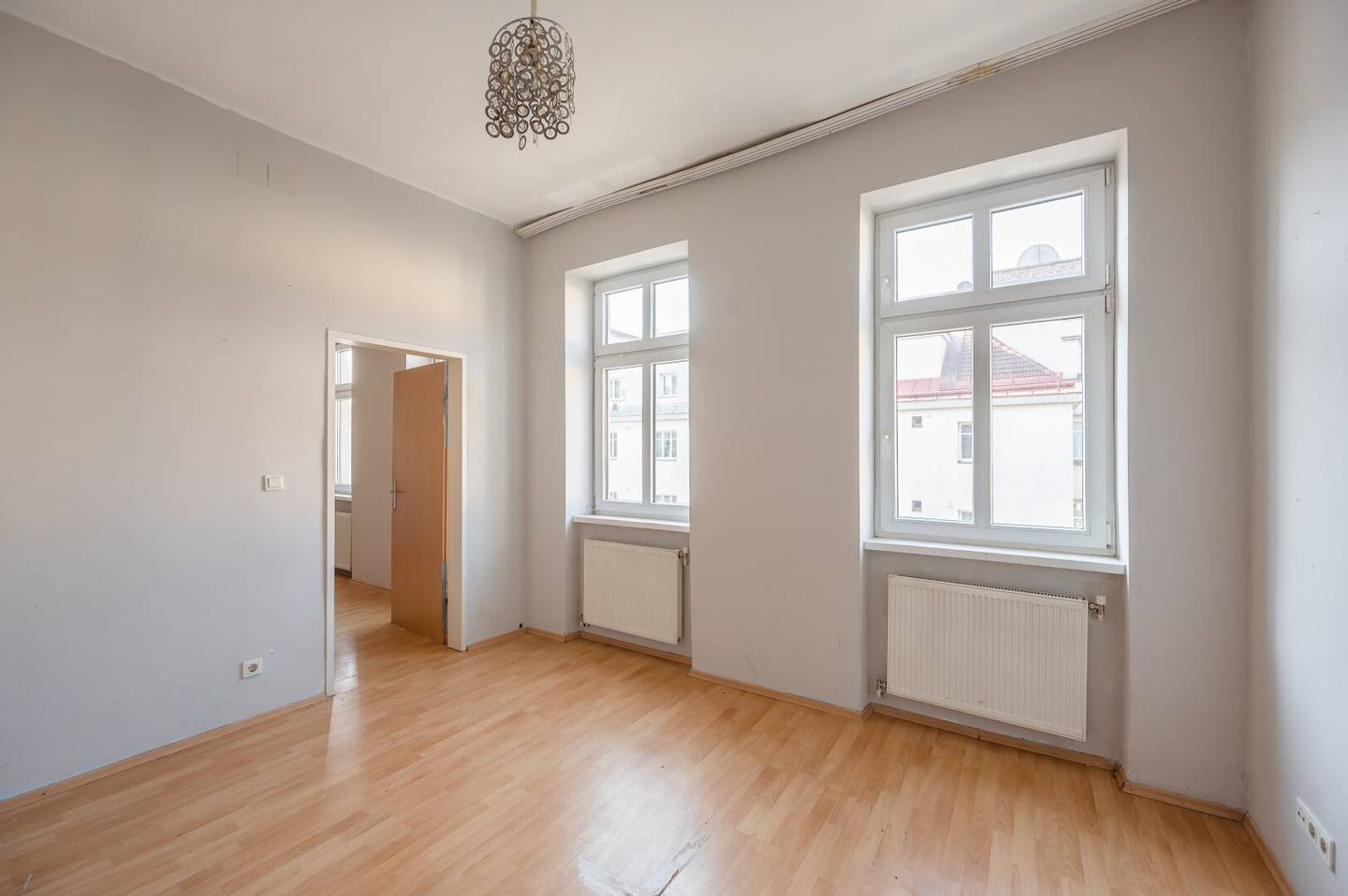 Altbauwohnung mit Gestaltungsspielraum