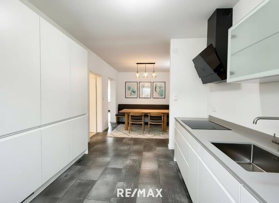 Renovated ground floor flat Proleb 82m²
