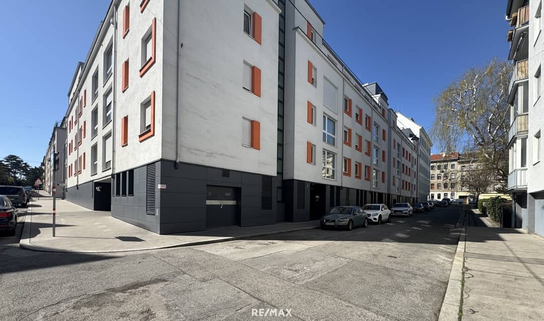 Garage Parking in Hernals, 1170 Vienna