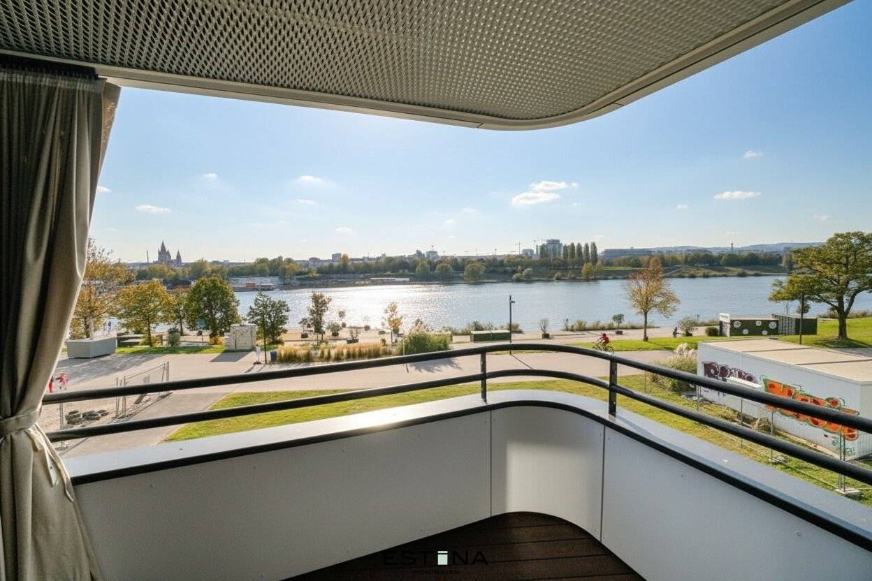 2 room apartment with unobstructed view of the New Danube