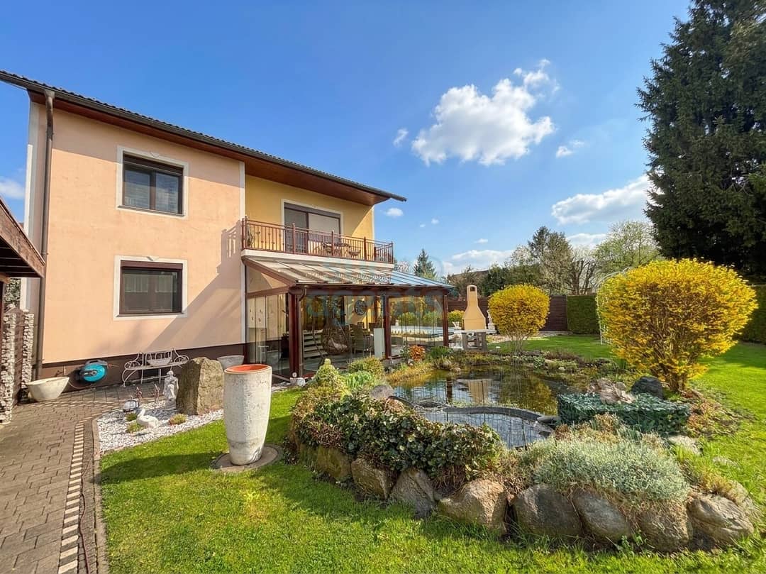 Family Home with Pool & Sauna in St. Michael