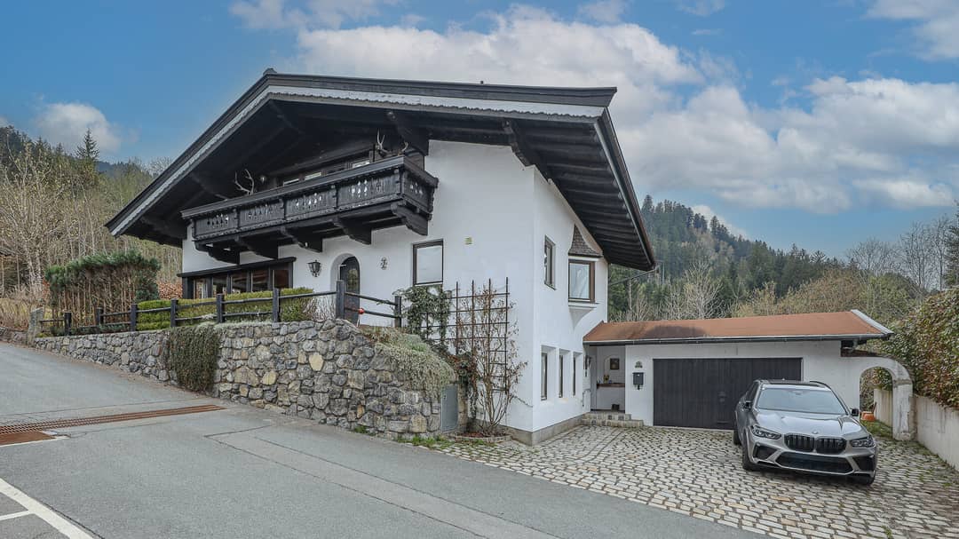 Single-Family Home Kitzbühel Ski-in/Ski-out