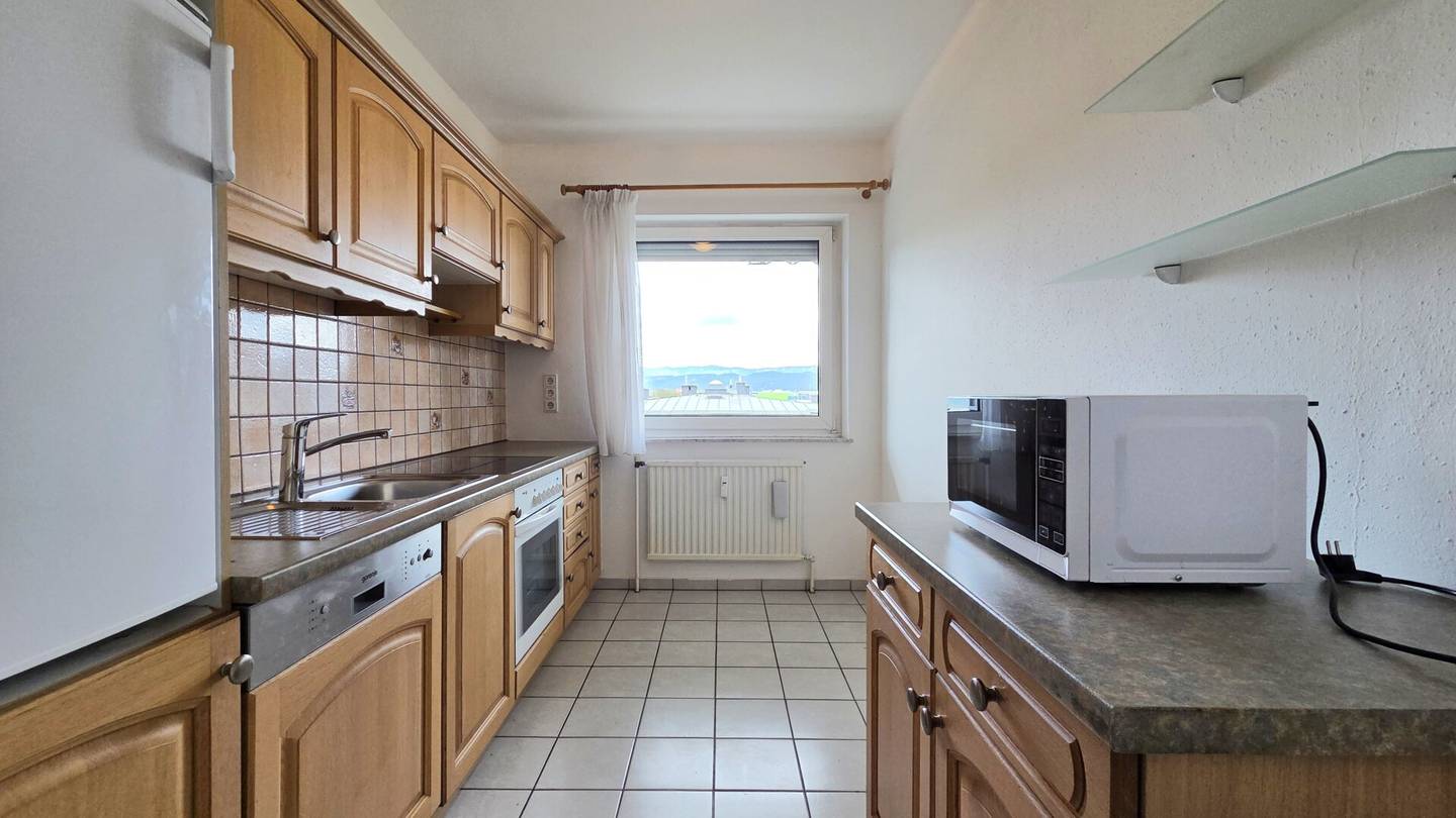Wohnung mit Loggia und Aufzug nahe Fischapark