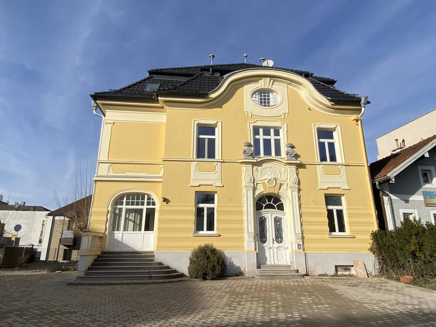 Commercial Space 105m² Ried Center