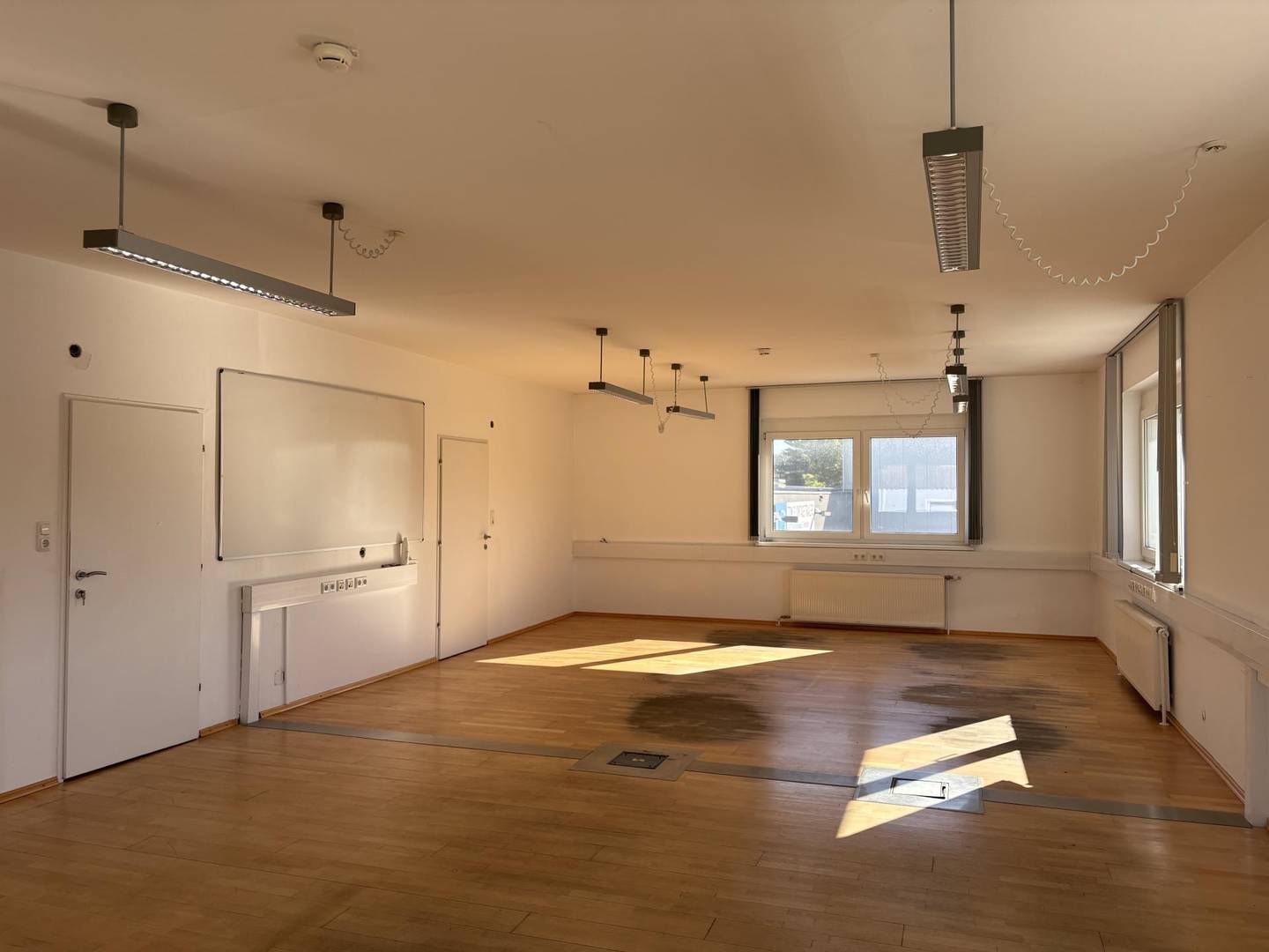 Office 222m² Ried im Innkreis