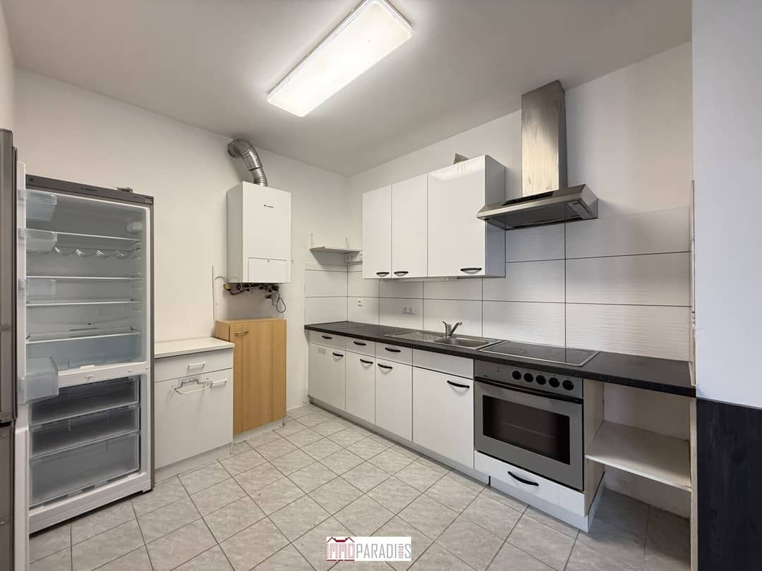 Wohnung mit Eigengarten und Parkplatz