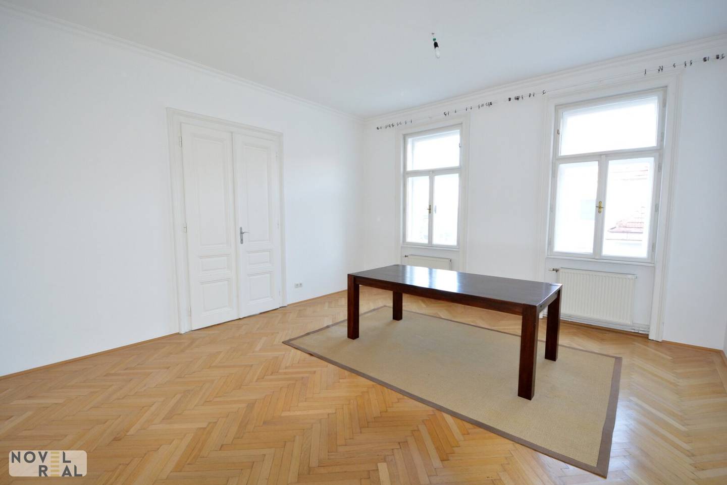 U3 ROCHUSMARKT - UNLIMITED LEASE - DREAMY PERIOD APARTMENT IN A QUIET LOCATION